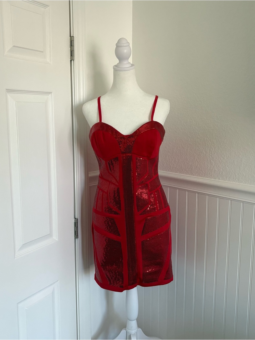 NWT Red Sequin Geometric Bodycon Mini Dress size Medium